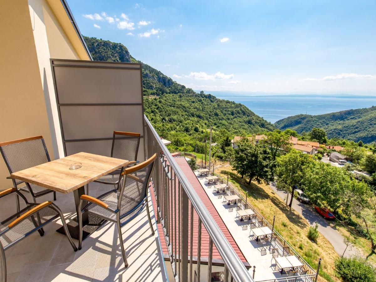 Pansion Villa Betina Lovran Exterior foto